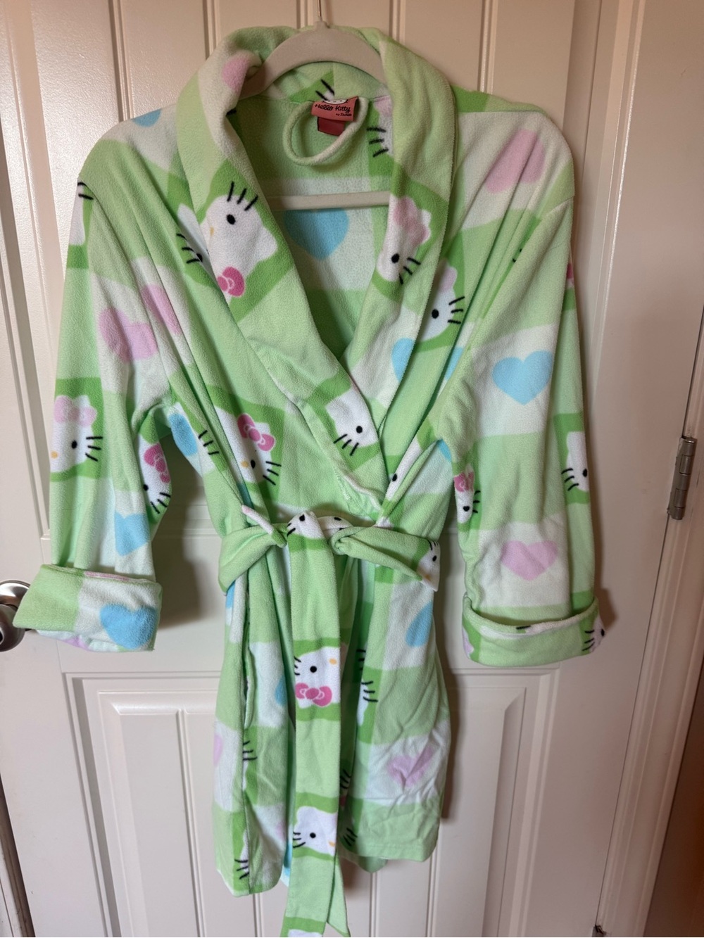 Hello Kitty Green Fleece women’s Robe with Heart Print